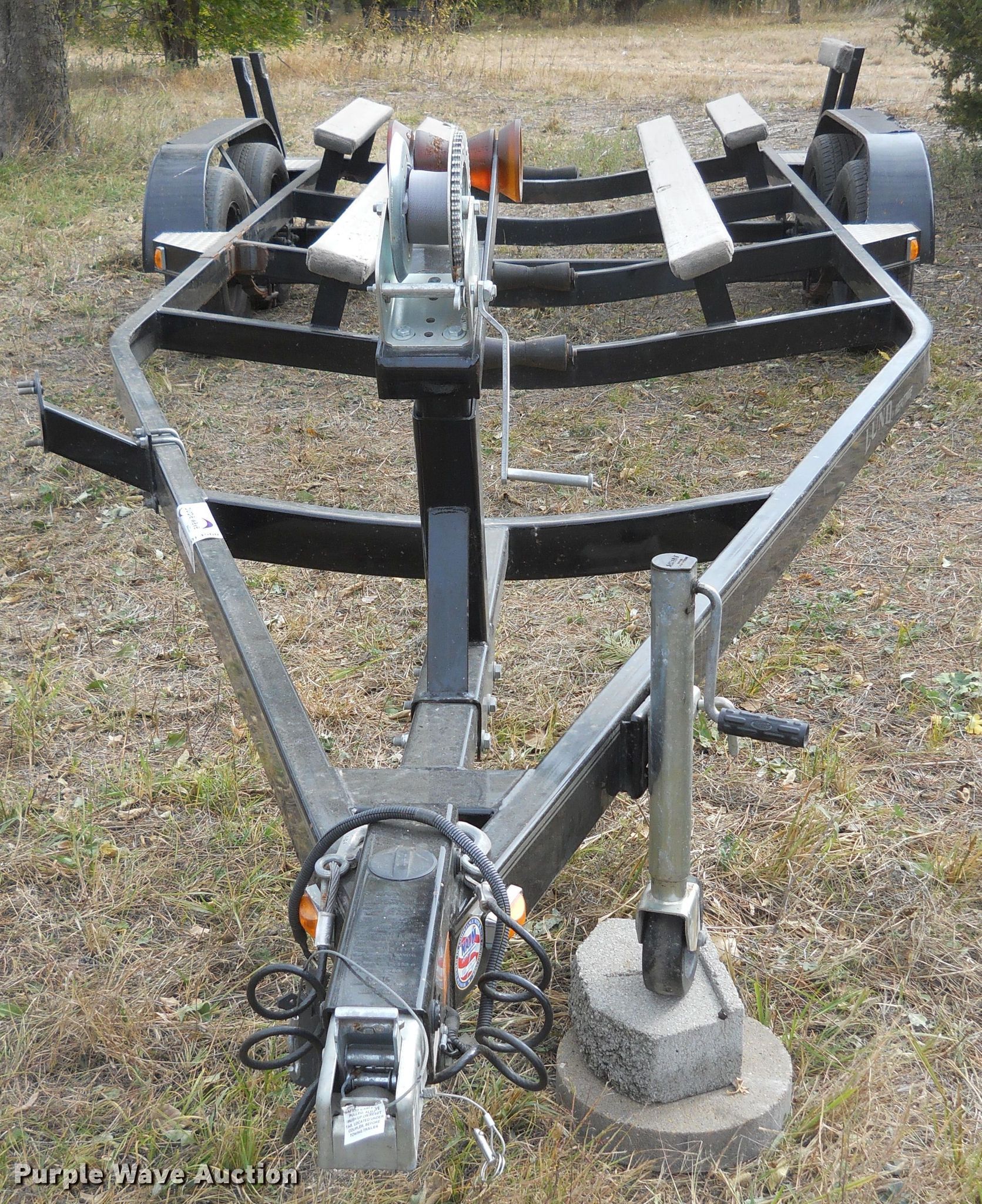 2004 Lund Heritage boat trailer in Salina, KS Item DF4560 sold