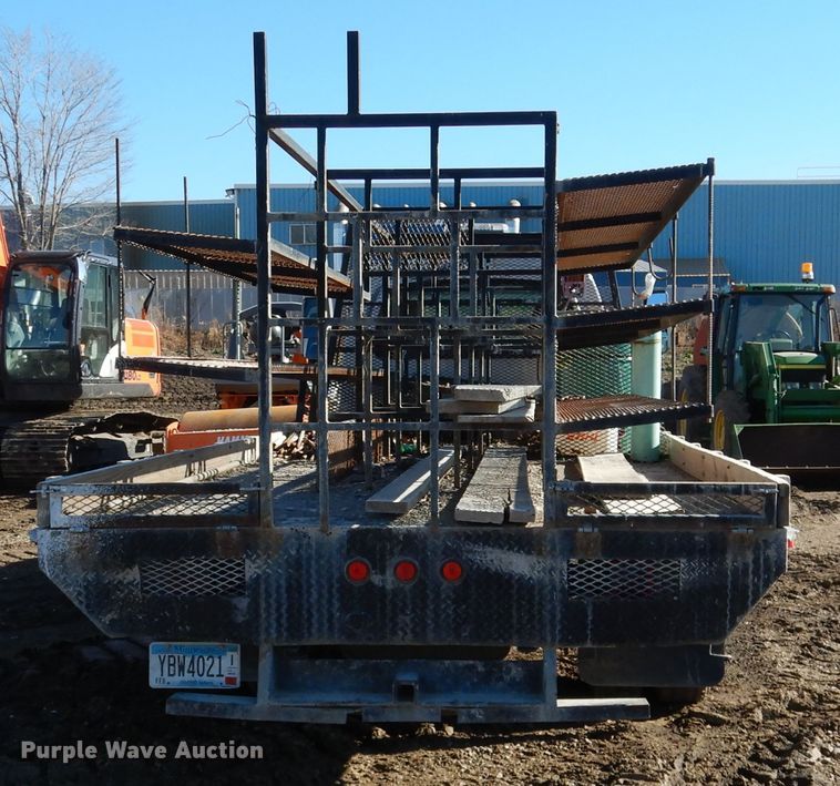 image for item AF9930 2006 Chevrolet C5500  flatbed truck