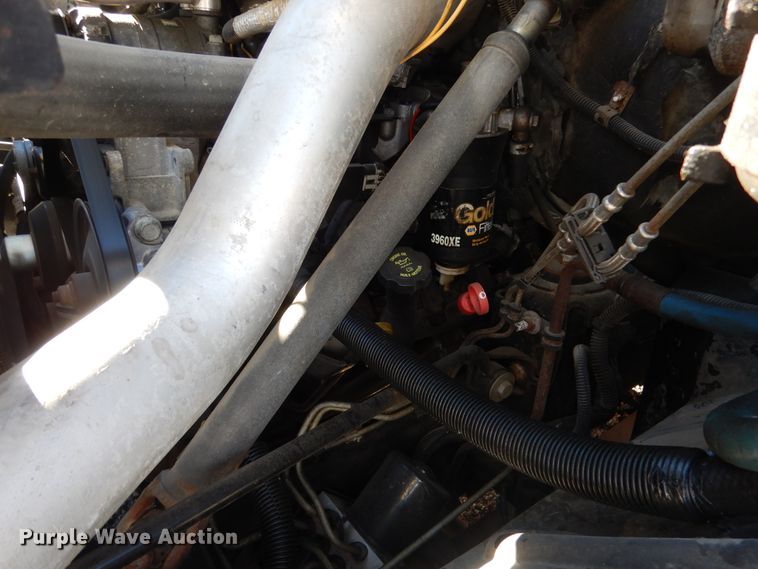 image for item AF9930 2006 Chevrolet C5500  flatbed truck