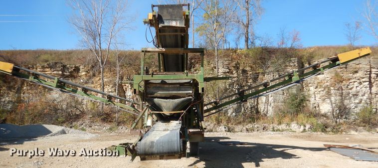 image for item AF9934 1996 Viper 301 Turbo  screen