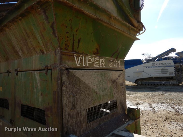 image for item AF9934 1996 Viper 301 Turbo  screen