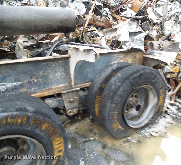 image for item DC2919 Al Jon 580CL car baler