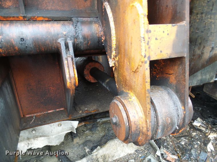 image for item DC2919 Al Jon 580CL car baler