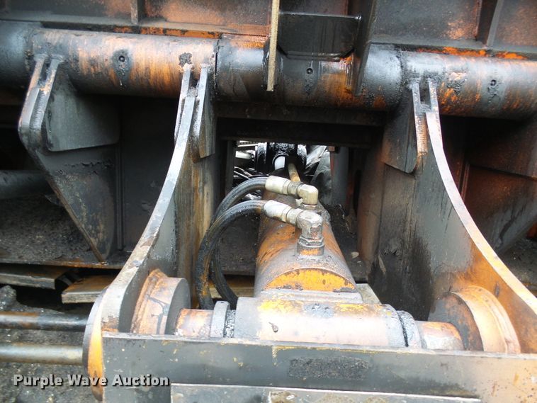 image for item DC2919 Al Jon 580CL car baler