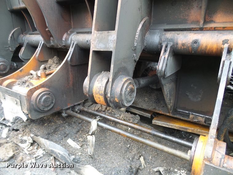 image for item DC2919 Al Jon 580CL car baler