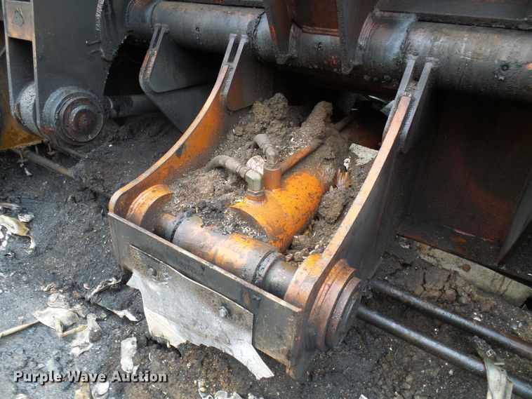 image for item DC2919 Al Jon 580CL car baler