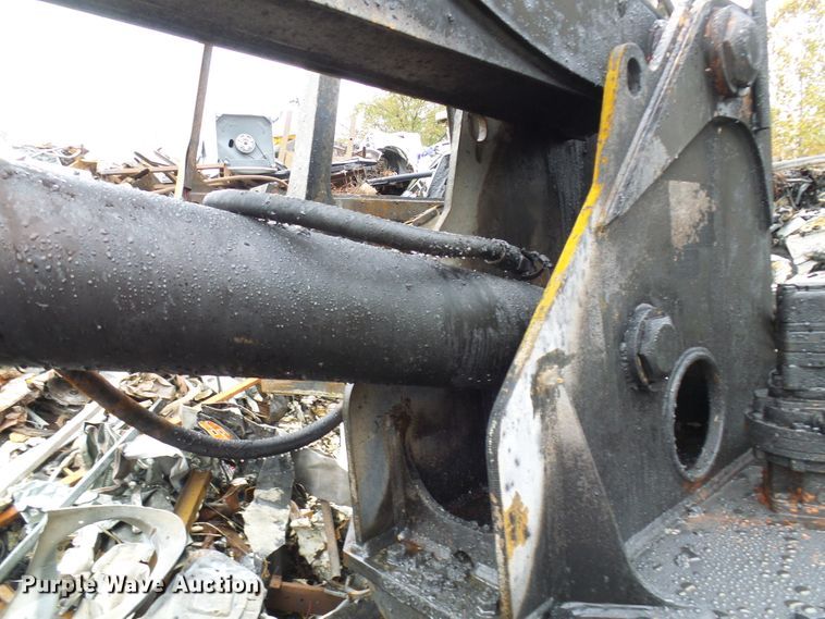 image for item DC2919 Al Jon 580CL car baler