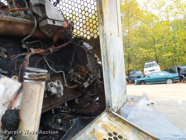 image for item DC2919 Al Jon 580CL car baler