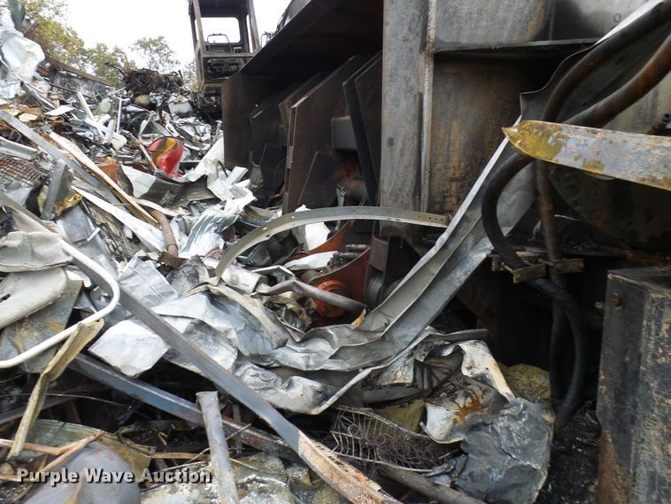 image for item DC2919 Al Jon 580CL car baler