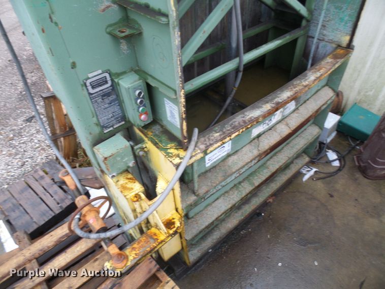 image for item DC2921 Birmingham PB6030R baler