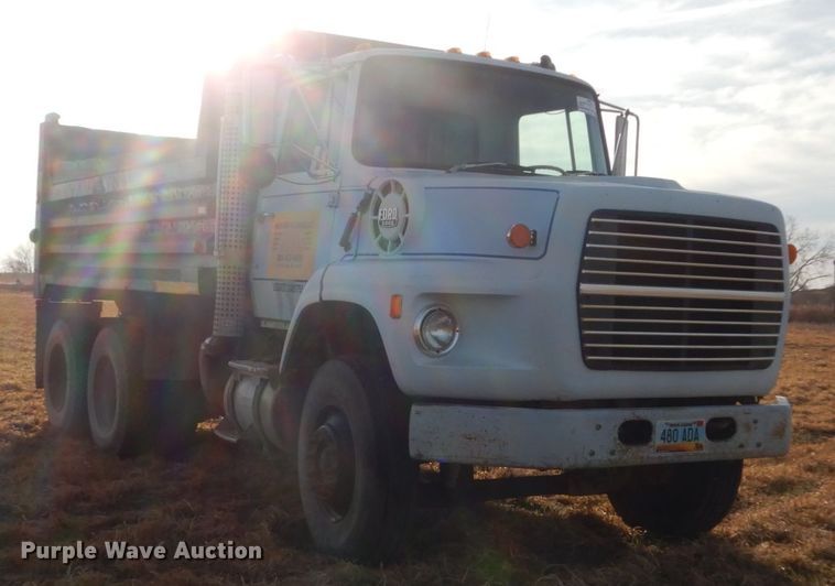 image for item DC4504 1983 Ford 9000  dump truck