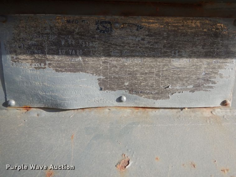 image for item DC4504 1983 Ford 9000  dump truck