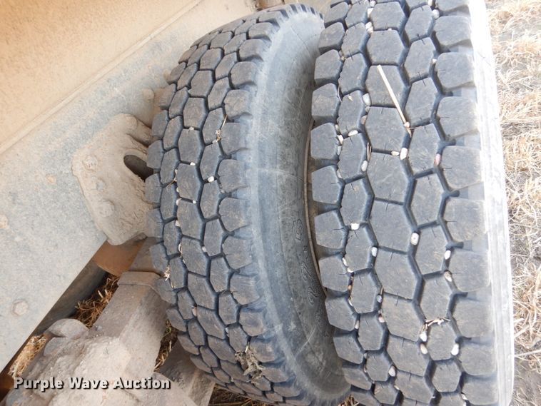 image for item DC4504 1983 Ford 9000  dump truck