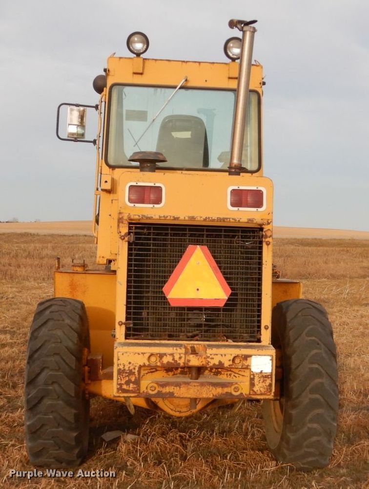 image for item DC4505 Clark 35C  wheel loader