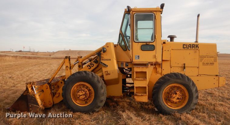 image for item DC4505 Clark 35C  wheel loader