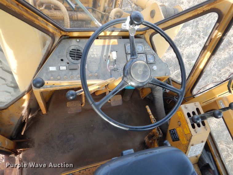 image for item DC4505 Clark 35C  wheel loader