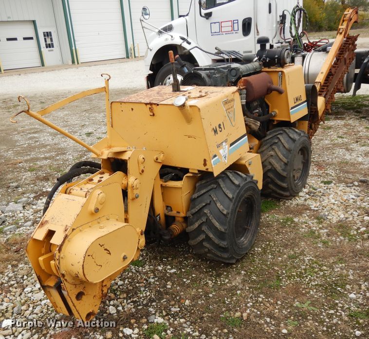 image for item DF6694 1999 Vermeer LN42  trencher