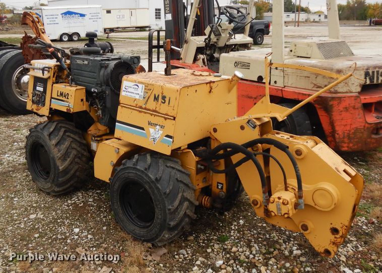 image for item DF6694 1999 Vermeer LN42  trencher