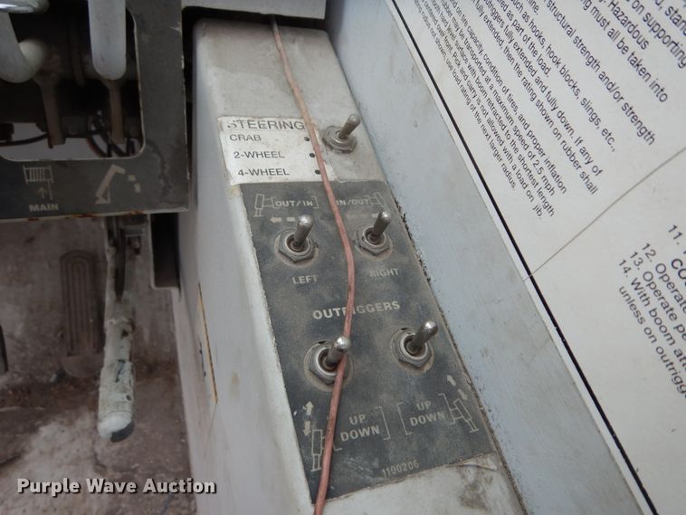 image for item DF6705 Shuttlelift 3300ELB  crane