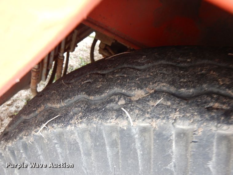 image for item DF6705 Shuttlelift 3300ELB  crane