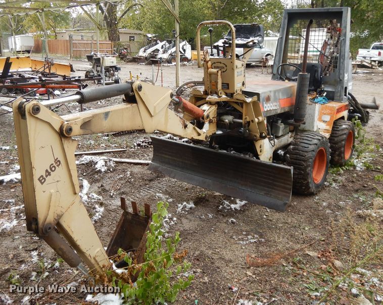 image for item DH3367 1989 Bobcat 3023  trencher