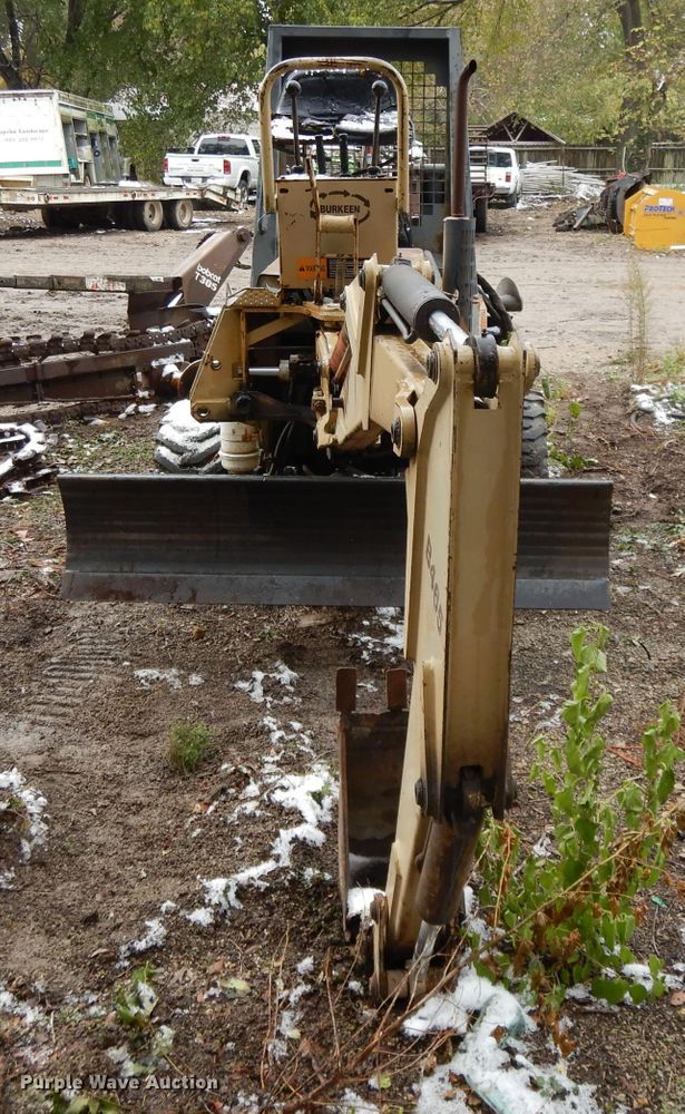image for item DH3367 1989 Bobcat 3023  trencher