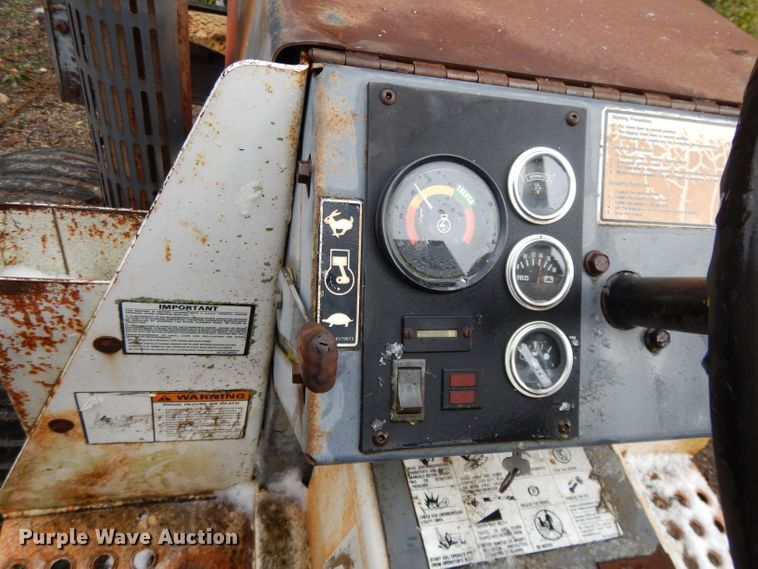 image for item DH3367 1989 Bobcat 3023  trencher