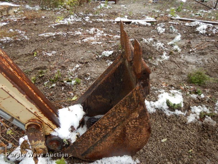image for item DH3367 1989 Bobcat 3023  trencher