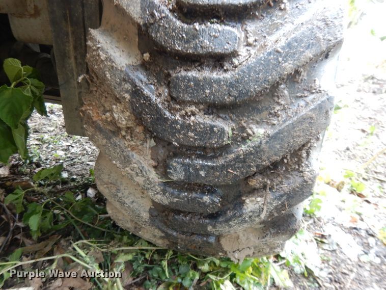 image for item DH3367 1989 Bobcat 3023  trencher