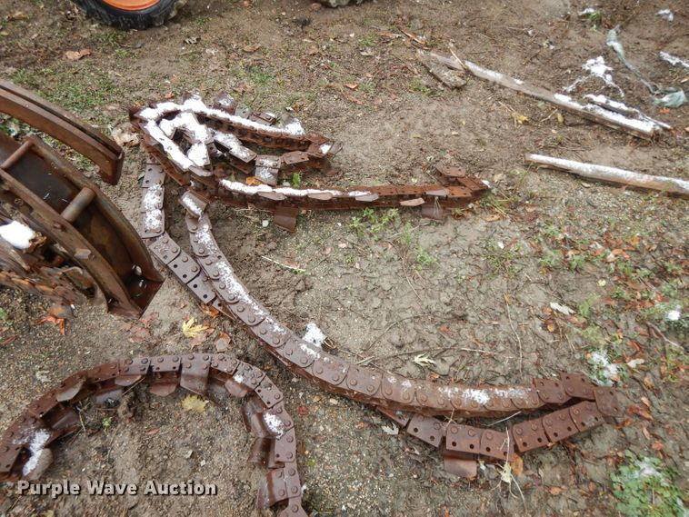 image for item DH3367 1989 Bobcat 3023  trencher