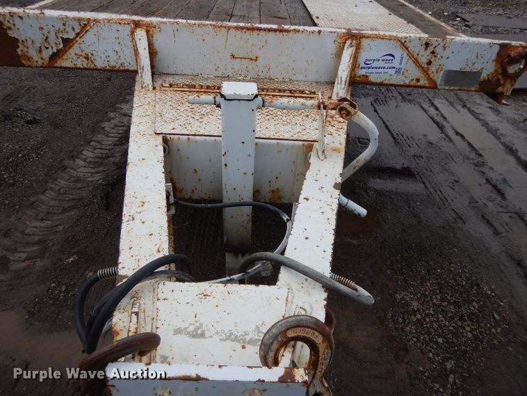 image for item DH3371 2005 Specialized XL20T equipment trailer