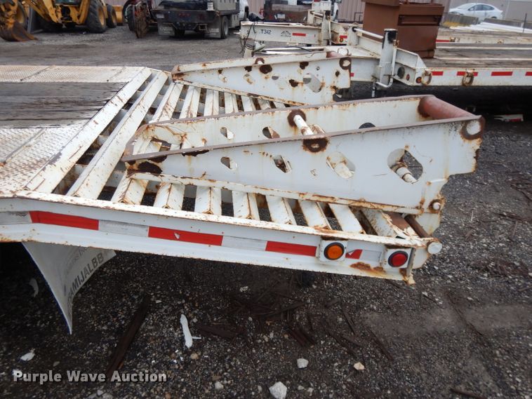 image for item DH3371 2005 Specialized XL20T equipment trailer