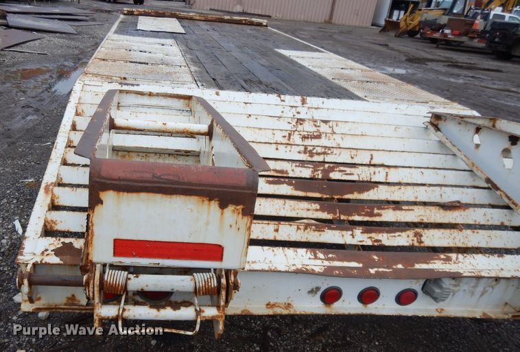 image for item DH3371 2005 Specialized XL20T equipment trailer