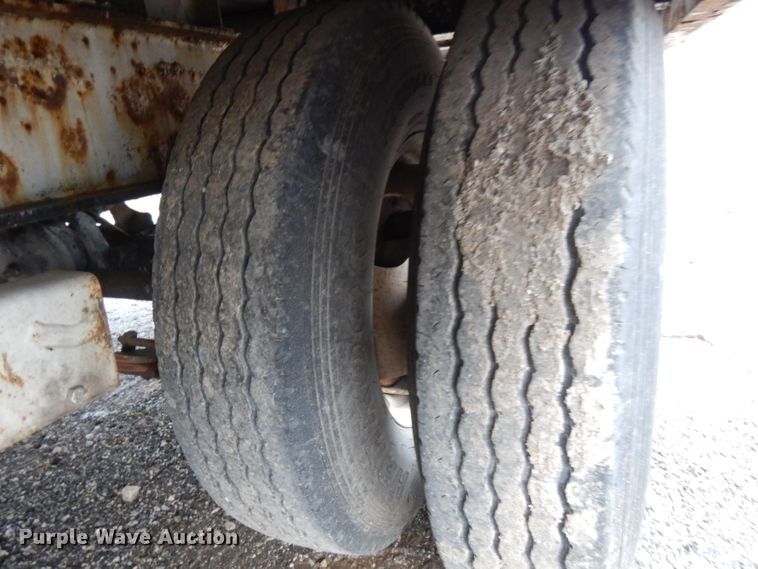 image for item DH3371 2005 Specialized XL20T equipment trailer