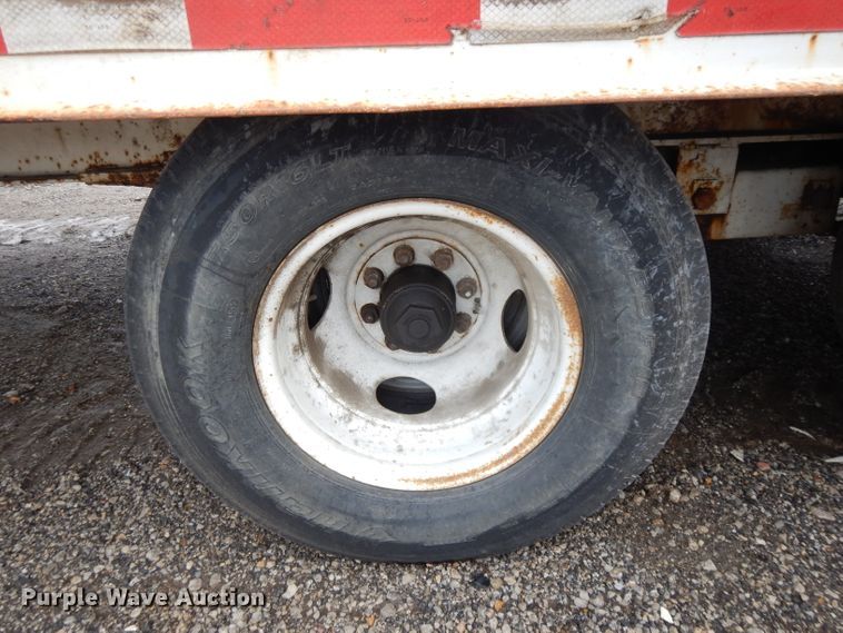 image for item DH3371 2005 Specialized XL20T equipment trailer