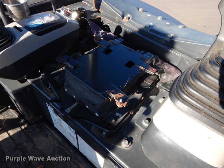 image for item DH3411 2007 Komatsu PC50MR  mini excavator