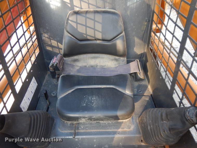 image for item DH3453 2004 Case 60XT  skid steer loader