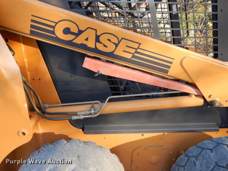 image for item DH3453 2004 Case 60XT  skid steer loader