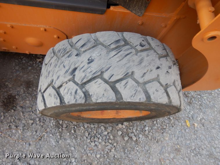 image for item DH3453 2004 Case 60XT  skid steer loader