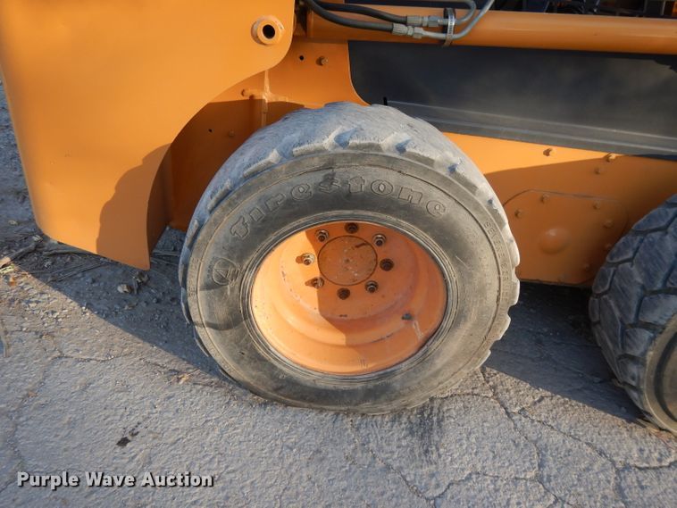 image for item DH3453 2004 Case 60XT  skid steer loader