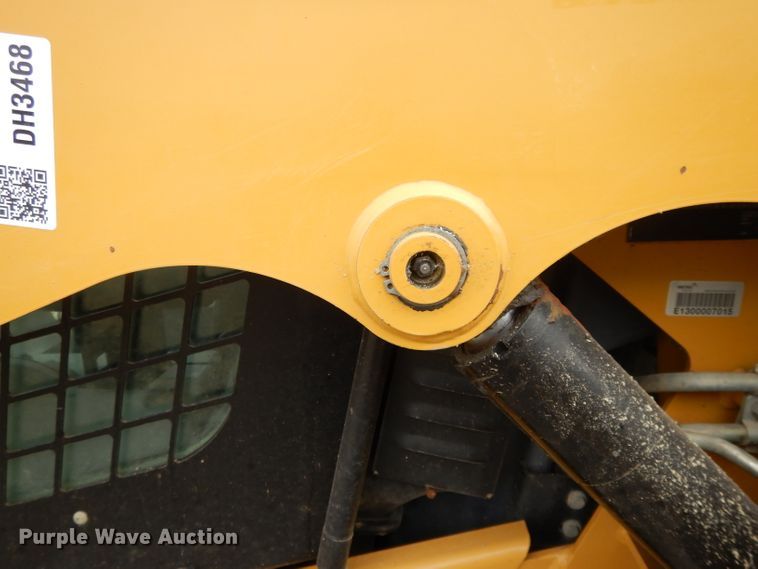 image for item DH3468 2012 Caterpillar 289C  tracked skid steer loader