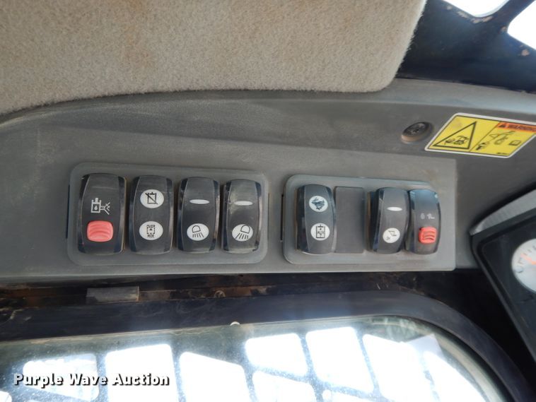 image for item DH3468 2012 Caterpillar 289C  tracked skid steer loader