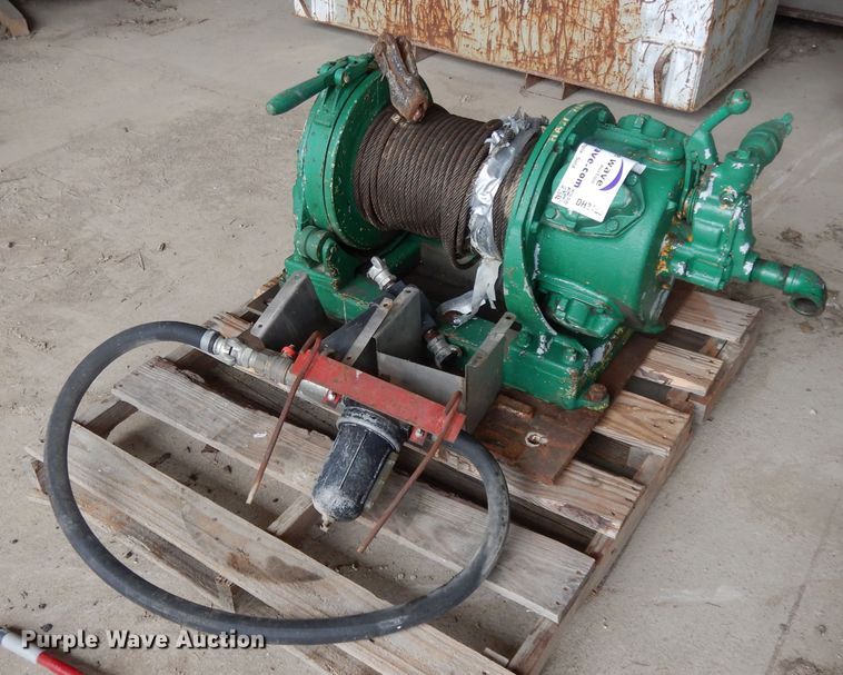 Ingersoll Rand Air Tugger winch in Topeka, KS Item DH3483 sold