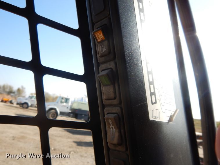 image for item DH3489 Case 465 Series 3  skid steer loader