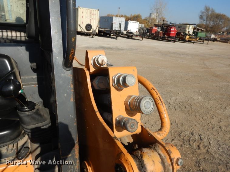 image for item DH3489 Case 465 Series 3  skid steer loader