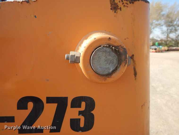 image for item DH3489 Case 465 Series 3  skid steer loader