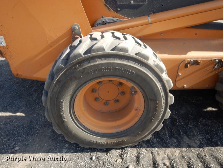 image for item DH3489 Case 465 Series 3  skid steer loader