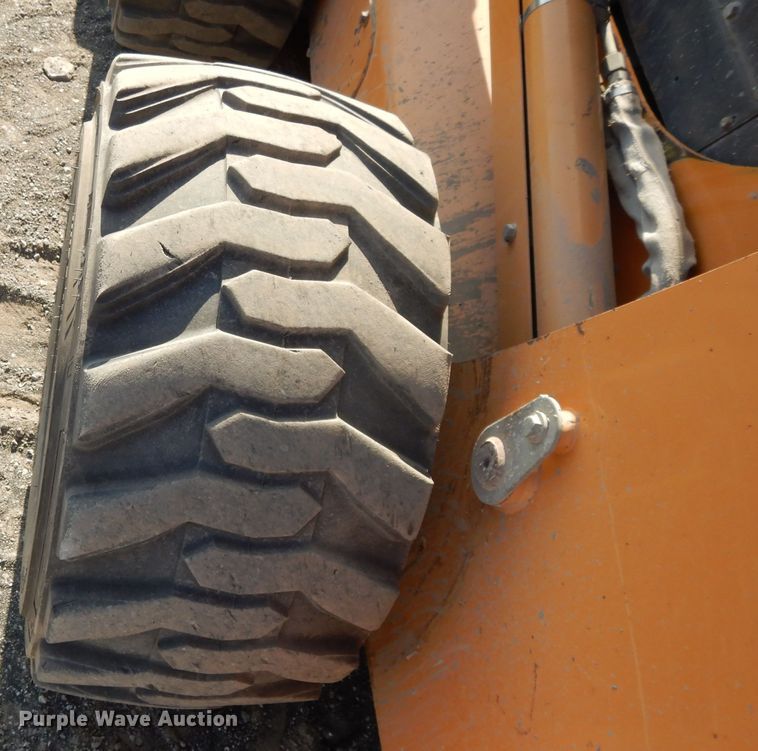 image for item DH3489 Case 465 Series 3  skid steer loader