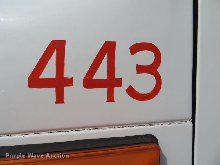 image for item DH3977 1995 International 4900  dump truck