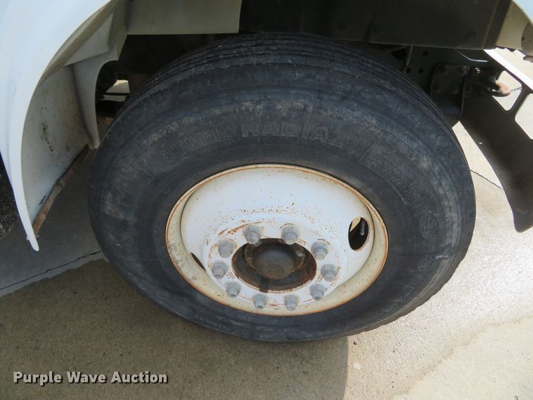 image for item DH3977 1995 International 4900  dump truck